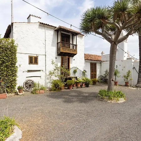 Zarate Apartament *
